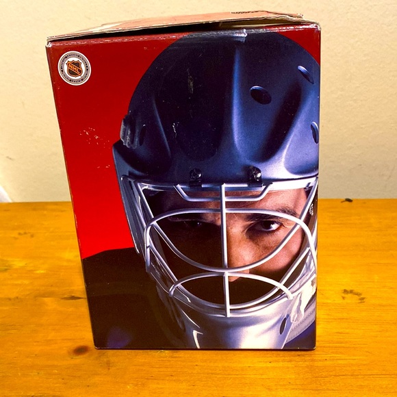 NHL Licensed Riddell Mini Goalie Mask Phoenix Coyotes Still in Box - Picture 4 of 6